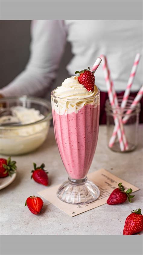 Magic spopn strawberry milkshake